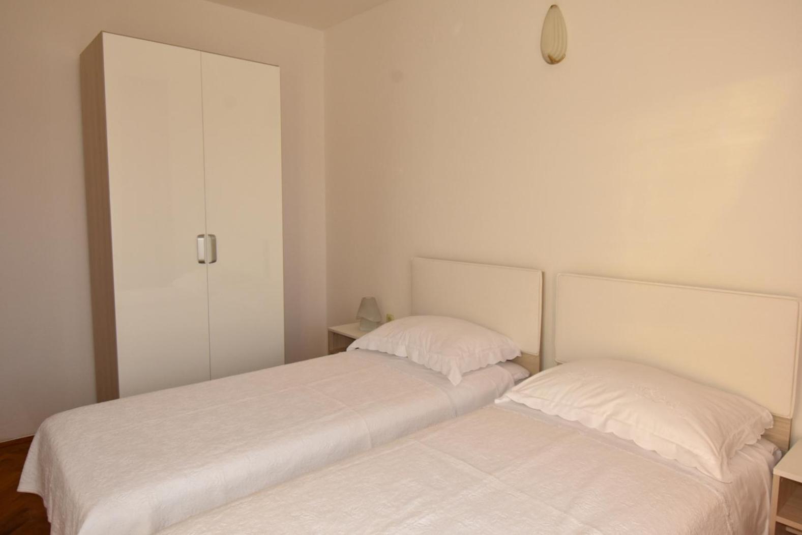 Guest House Krsevan Zadar Bagian luar foto