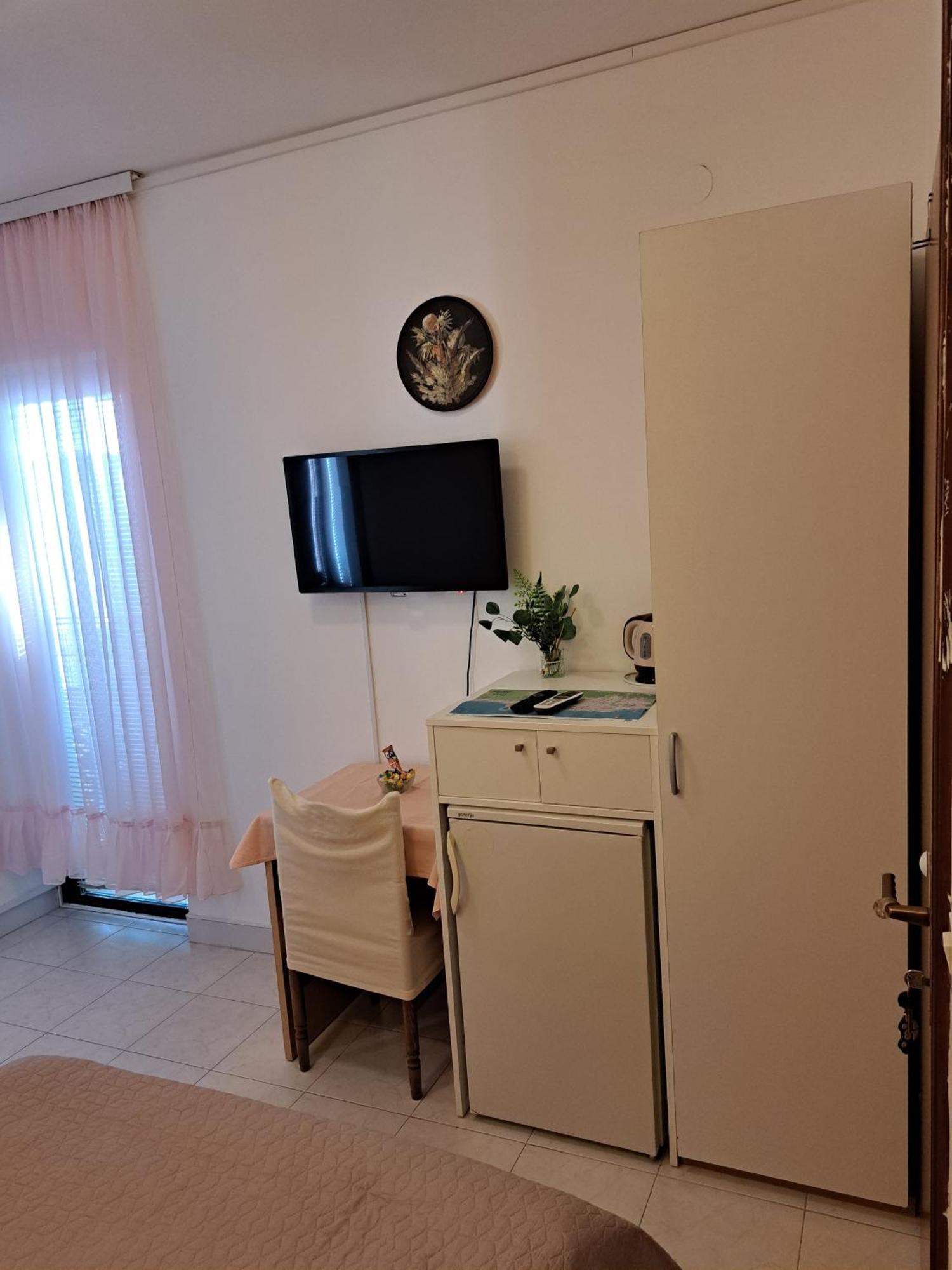 Guest House Krsevan Zadar Bagian luar foto